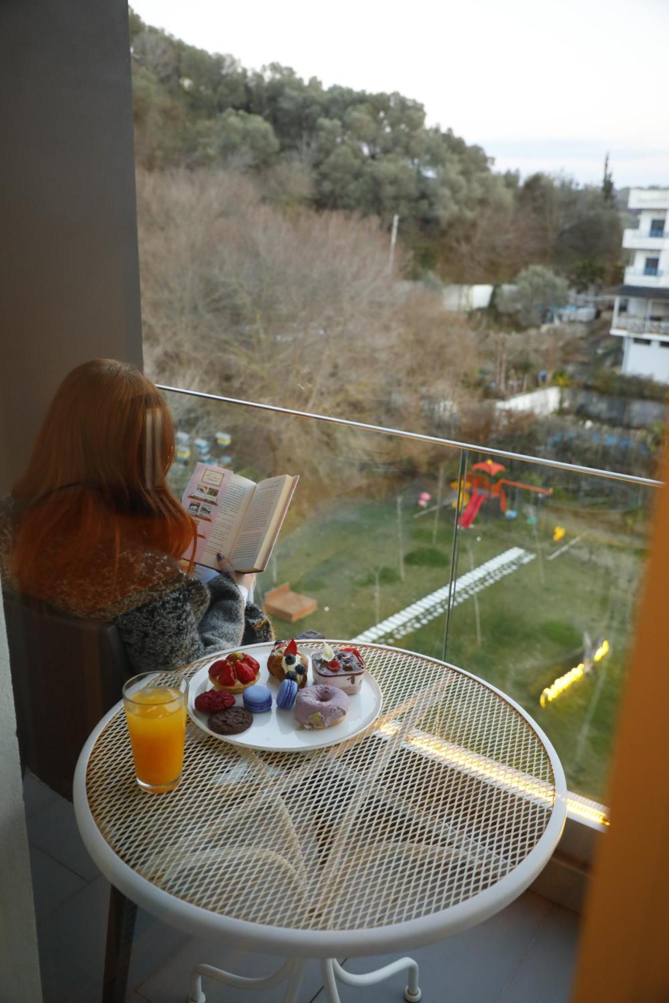 Olivia'S Hill Resort Kryemedhej Экстерьер фото