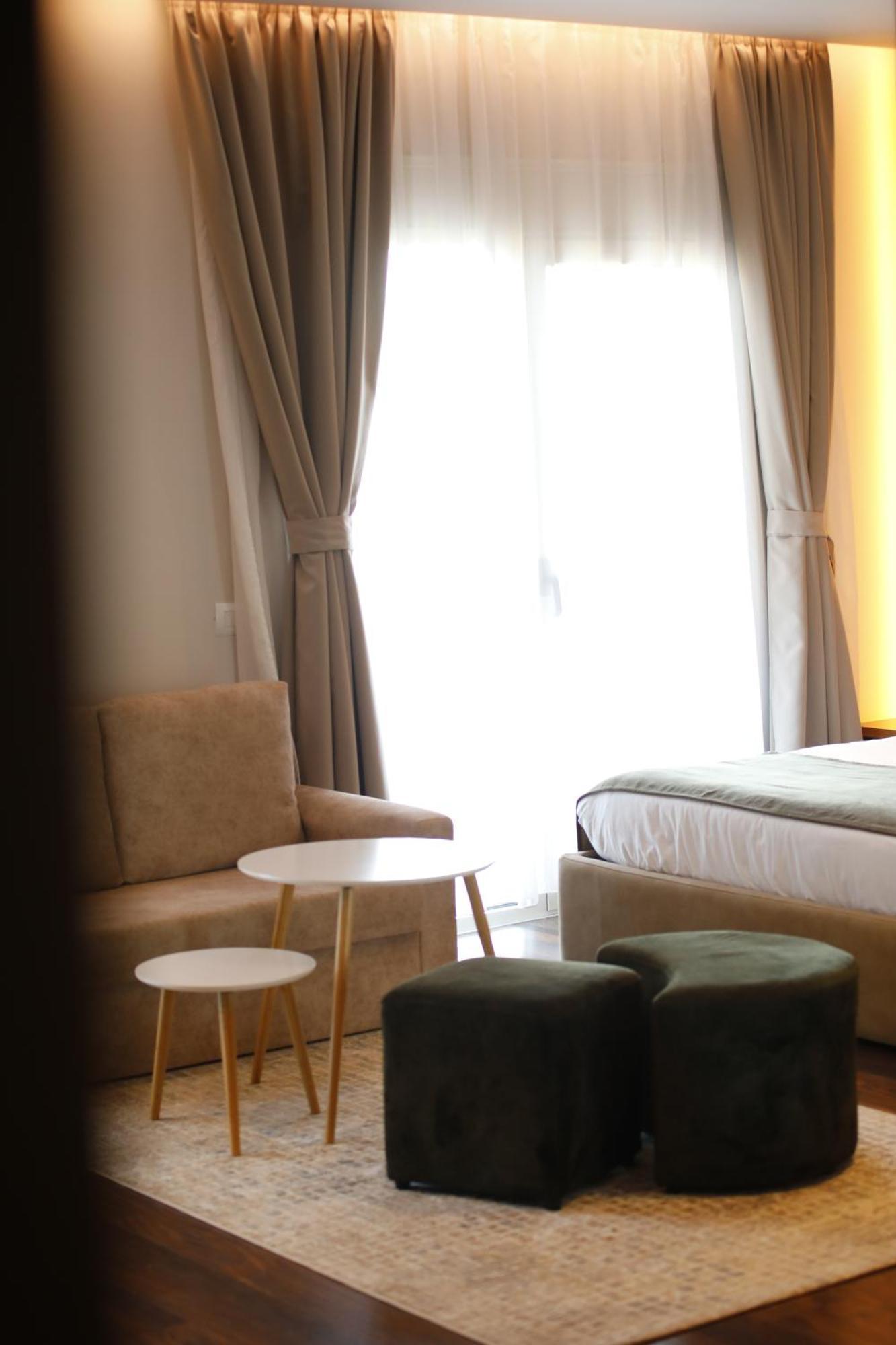Olivia'S Hill Resort Kryemedhej Экстерьер фото