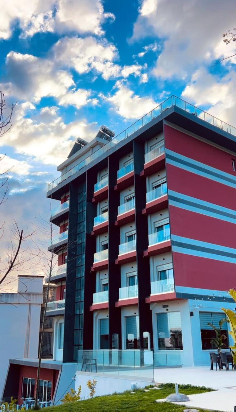 Olivia'S Hill Resort Kryemedhej Экстерьер фото